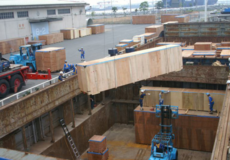 大型・重量物輸送イメージ